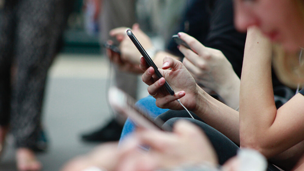 被华为反超，一季度iPhone在全球智能手机市场份额降至第三