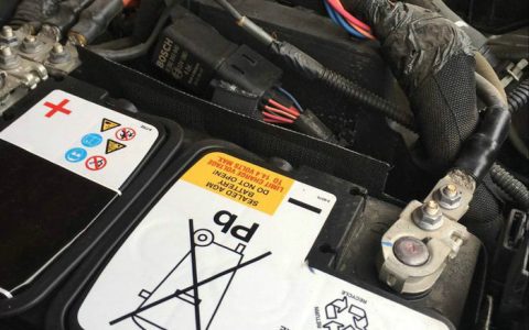 车子长时间停放拆电瓶正极还是负极