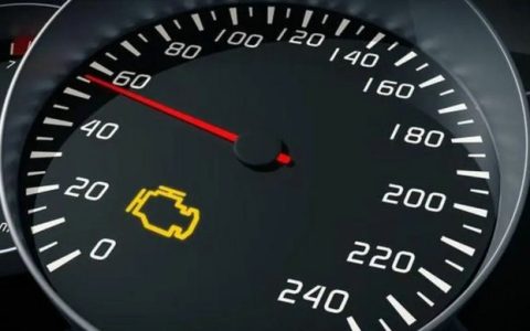 发动机预热指示灯亮时表示什么