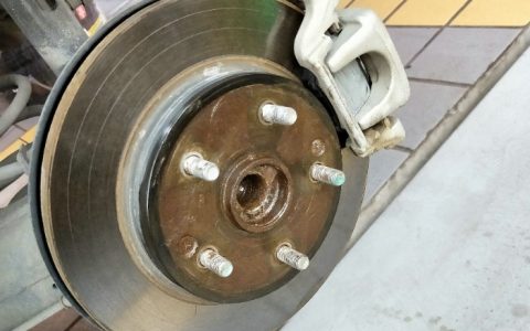 刹车盘磨损到什么程度要换