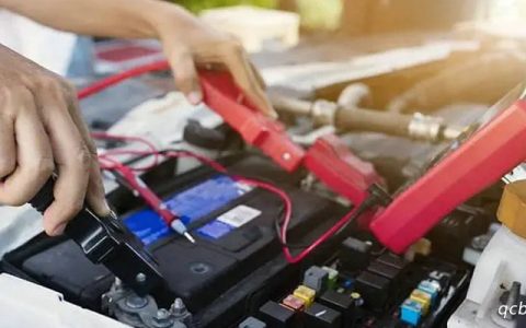 更换汽车电池需要注意什么