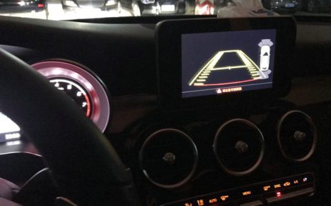 汽车倒车影像黑屏怎么回事