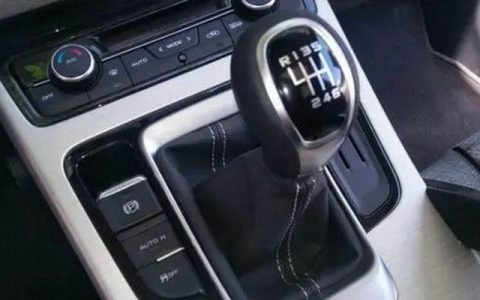 手动挡车停车正确顺序