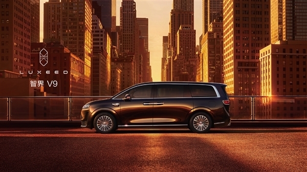 余承东官宣智界V9四款配色：车漆历经超100道工序 经得起细品