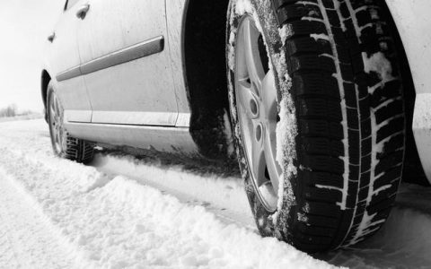 雪地胎比普通胎费油吗