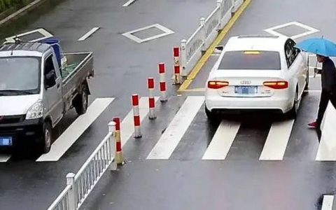 机动车在人行横道停车扣几分