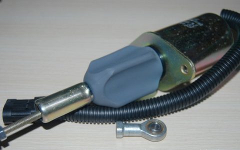 电磁断油阀的工作原理是什么