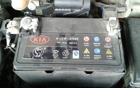 怎么检测电瓶是否该换了