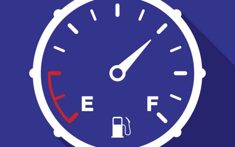 燃油表亮了还能跑多久