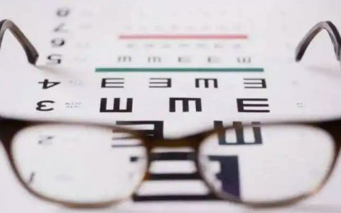 考驾照视力多少合格