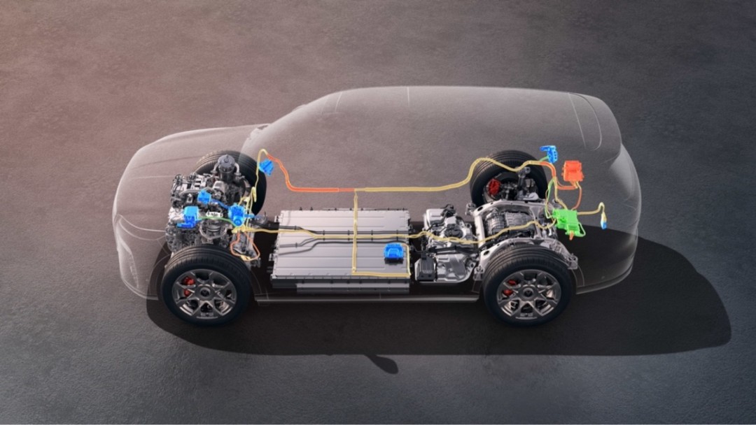 896线激光雷达量产装车，岚图泰山Ultra与黑武士正式上市：45.99万元起