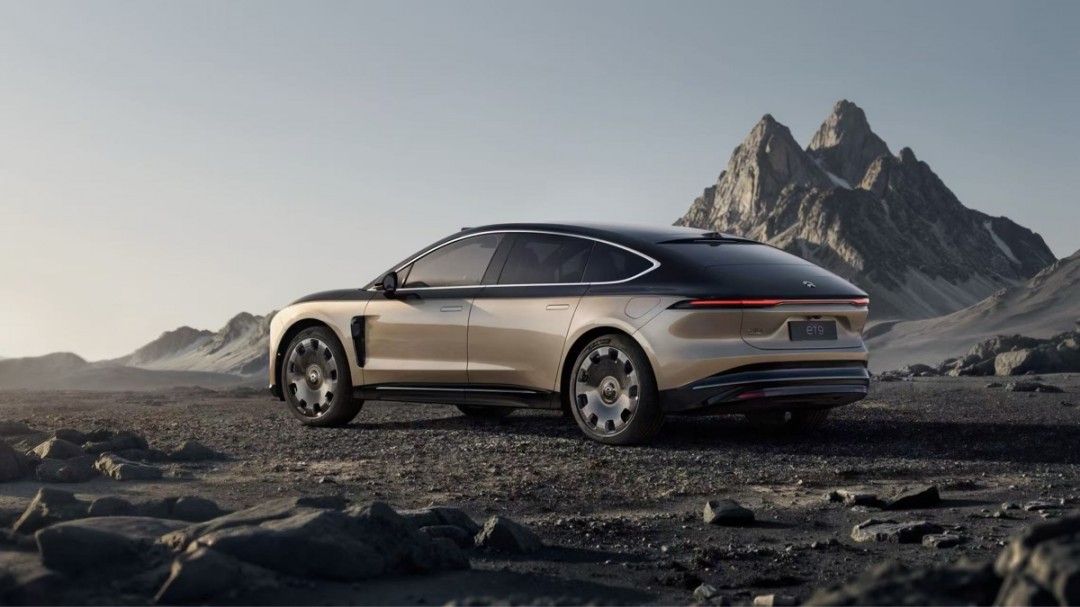 81.8万元/限量199台，蔚来ET9地平线特别版上市