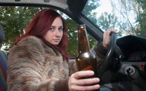 喝酒开车出了事故保险公司赔偿吗