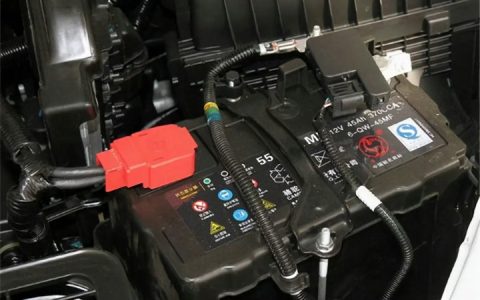 汽车电瓶寿命一般在几年