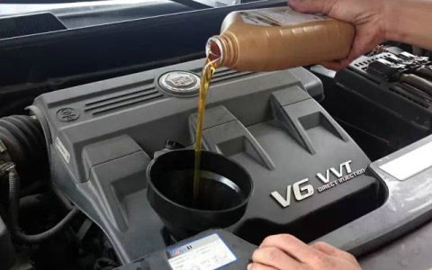 ct4凯迪拉克加什么标号的机油