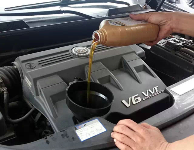 ct4凯迪拉克加什么标号的机油