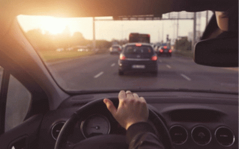 汽车方向盘抖动有异响怎么办