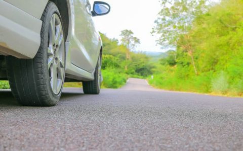 汽车凹陷怎么修复