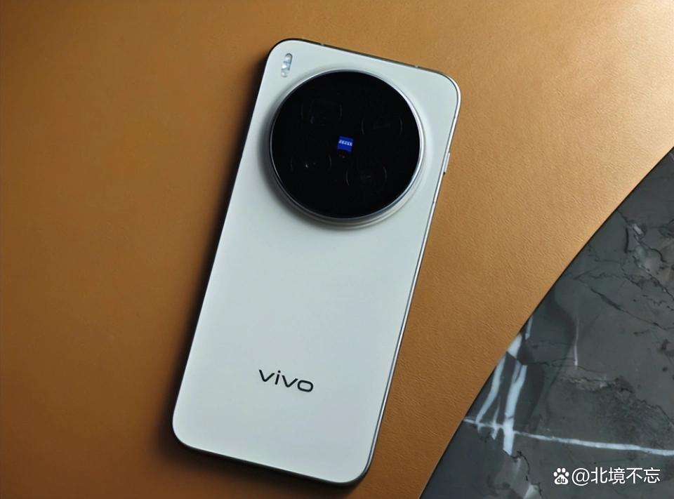 差价900块到底怎么选? 一文看懂vivo X300和vivo X300 Pro的区别