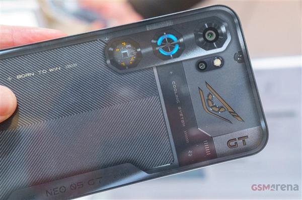 努比亚Neo 5 GT发布:首款搭载风扇的天玑手机来了