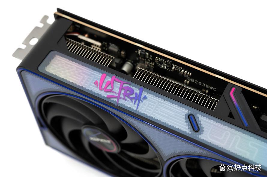 小身材有大能量!七彩虹iGame GeForce RTX 5070 Ti Ultra OC SFF 16GB评测