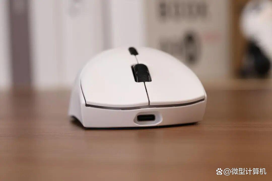 星闪旗舰+5G同级抗干扰! 雷柏VT7 Ultra星闪版双模无线电竞鼠标