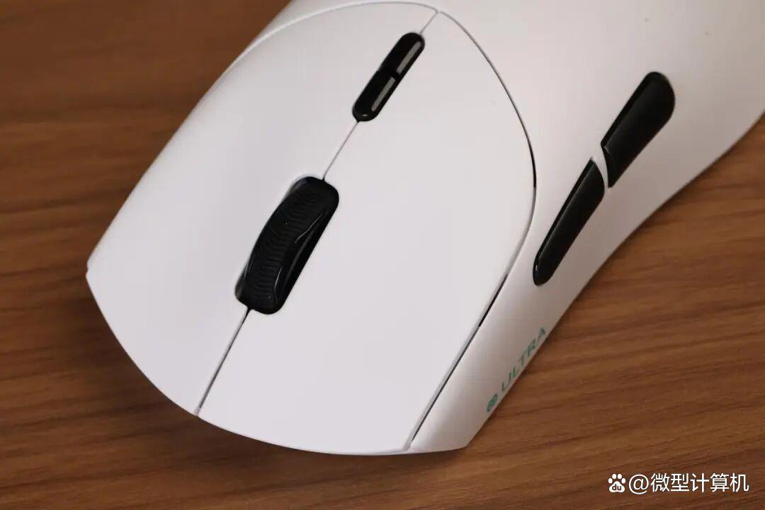 星闪旗舰+5G同级抗干扰! 雷柏VT7 Ultra星闪版双模无线电竞鼠标