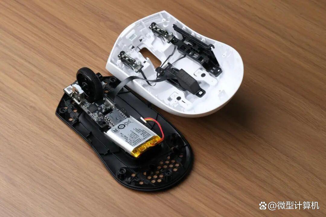 星闪旗舰+5G同级抗干扰! 雷柏VT7 Ultra星闪版双模无线电竞鼠标