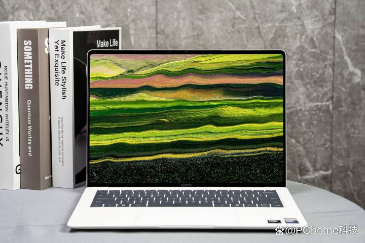 内功深厚的新一代Panther Lake超轻薄本! 小米Book Pro 14首发评测