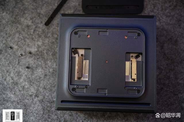 把数据中心塞到个人桌面! 技嘉AI TOP ATOM迷你桌面AI PC全面测评