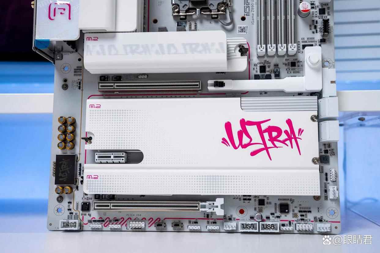 新处理器配上新势力主板! 全新酷睿Ultra 7 270K Plus+七彩虹Z890 ULTRA-S测评