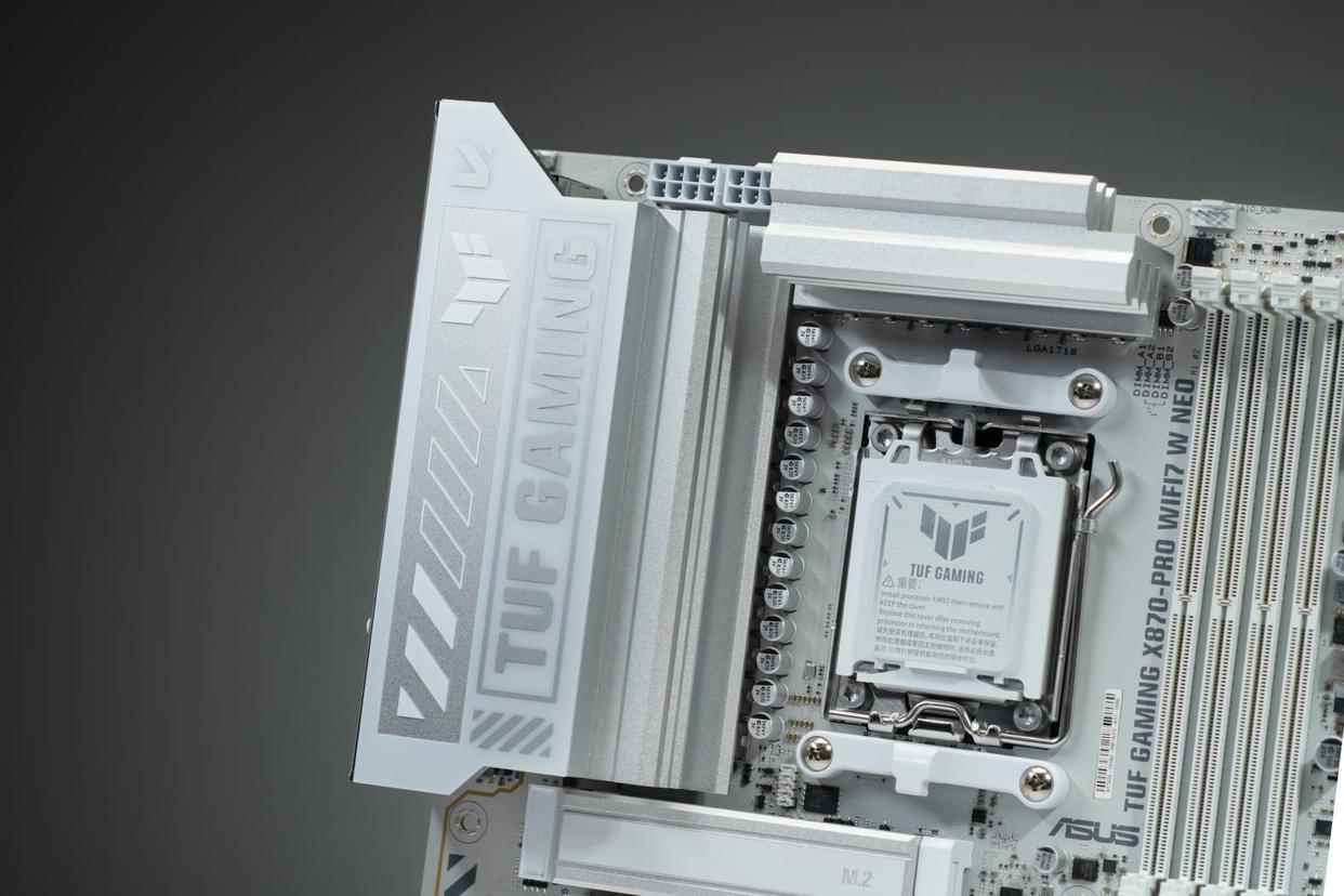 首发NitroPath! 华硕TUF GAMING X870-PRO主板开箱体验测评