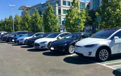 自动挡汽车正确停车操作方法