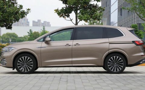 大众威然商务车有四驱的吗