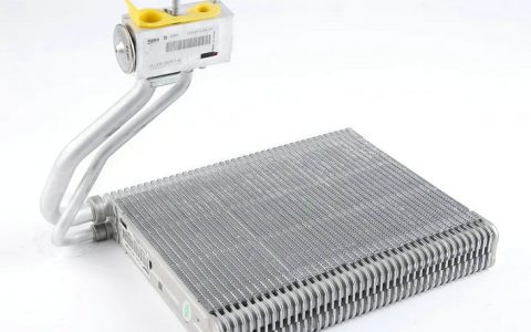 汽车蒸发器的作用和工作原理是什么