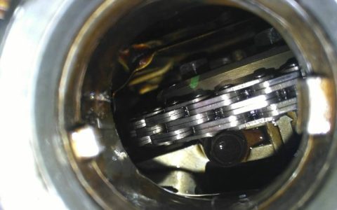 机油发黑是不是要更换