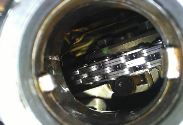 机油发黑是不是要更换