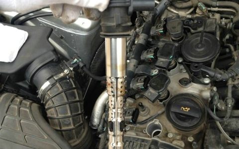 点火线圈坏了要4个一起更换吗