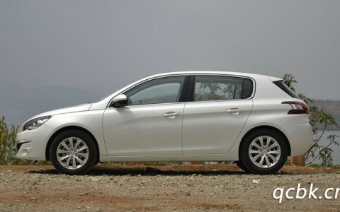 一汽威志两厢怎么样