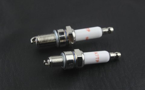 火花塞热值6与7哪个好