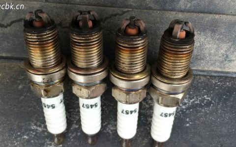 火花塞是干什么用的