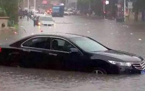 鉴别水淹车最快的方法