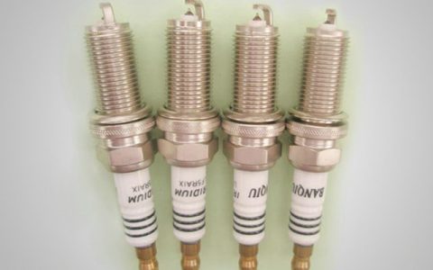 怎么判断火花塞要不要换