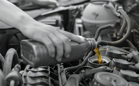 过期的机油还能使用吗