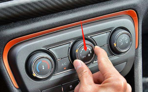 威志v2两厢车的空调怎么使用