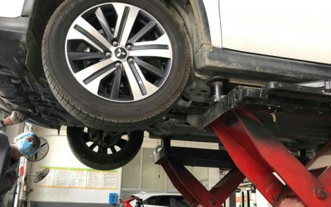 轿车首保一般多少公里最好