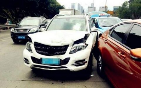 驾驶证过期开车发生事故怎么处罚