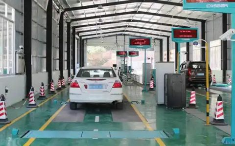 新车的年检几年一次