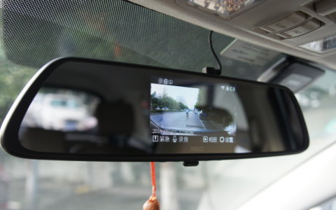 行车记录仪有录音功能吗