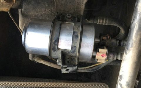 汽油滤芯多久换一次